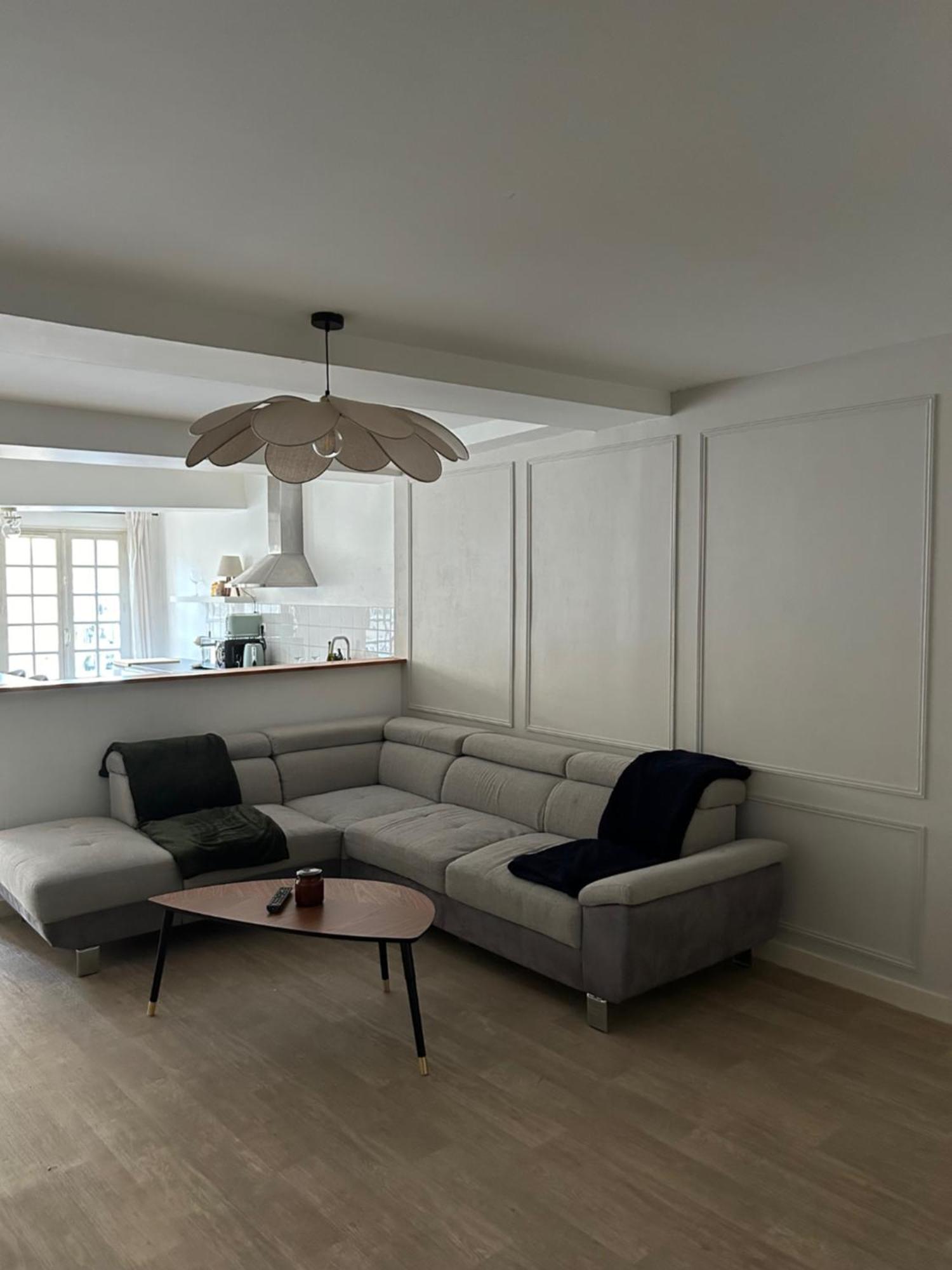 Spacieux Appartement Au Coeur Du Centre Historique De Dinan Zewnętrze zdjęcie